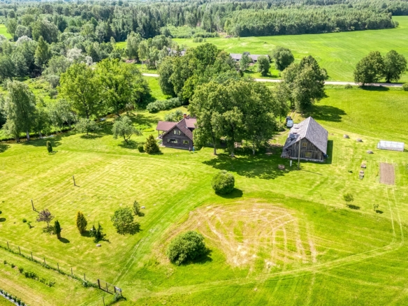 Charming Ranch-Style Property Near the Estonian Border