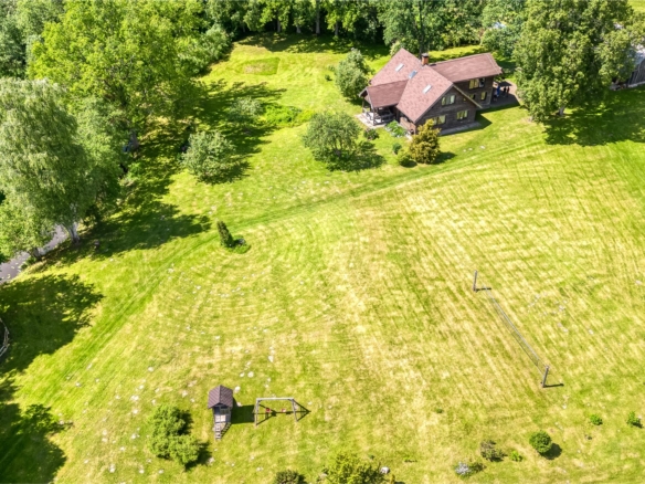 Charming Ranch-Style Property Near the Estonian Border