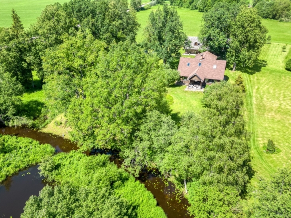 Charming Ranch-Style Property Near the Estonian Border