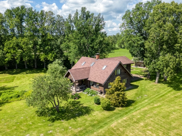Charming Ranch-Style Property Near the Estonian Border