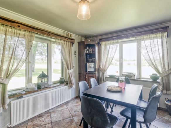 Charming Ranch-Style Property Near the Estonian Border