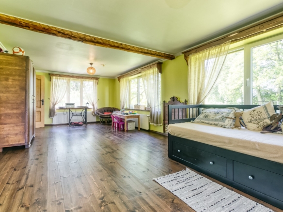 Charming Ranch-Style Property Near the Estonian Border