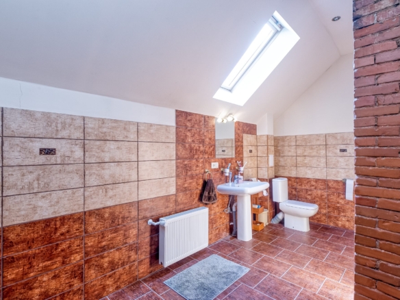 Charming Ranch-Style Property Near the Estonian Border