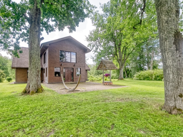 Charming Ranch-Style Property Near the Estonian Border
