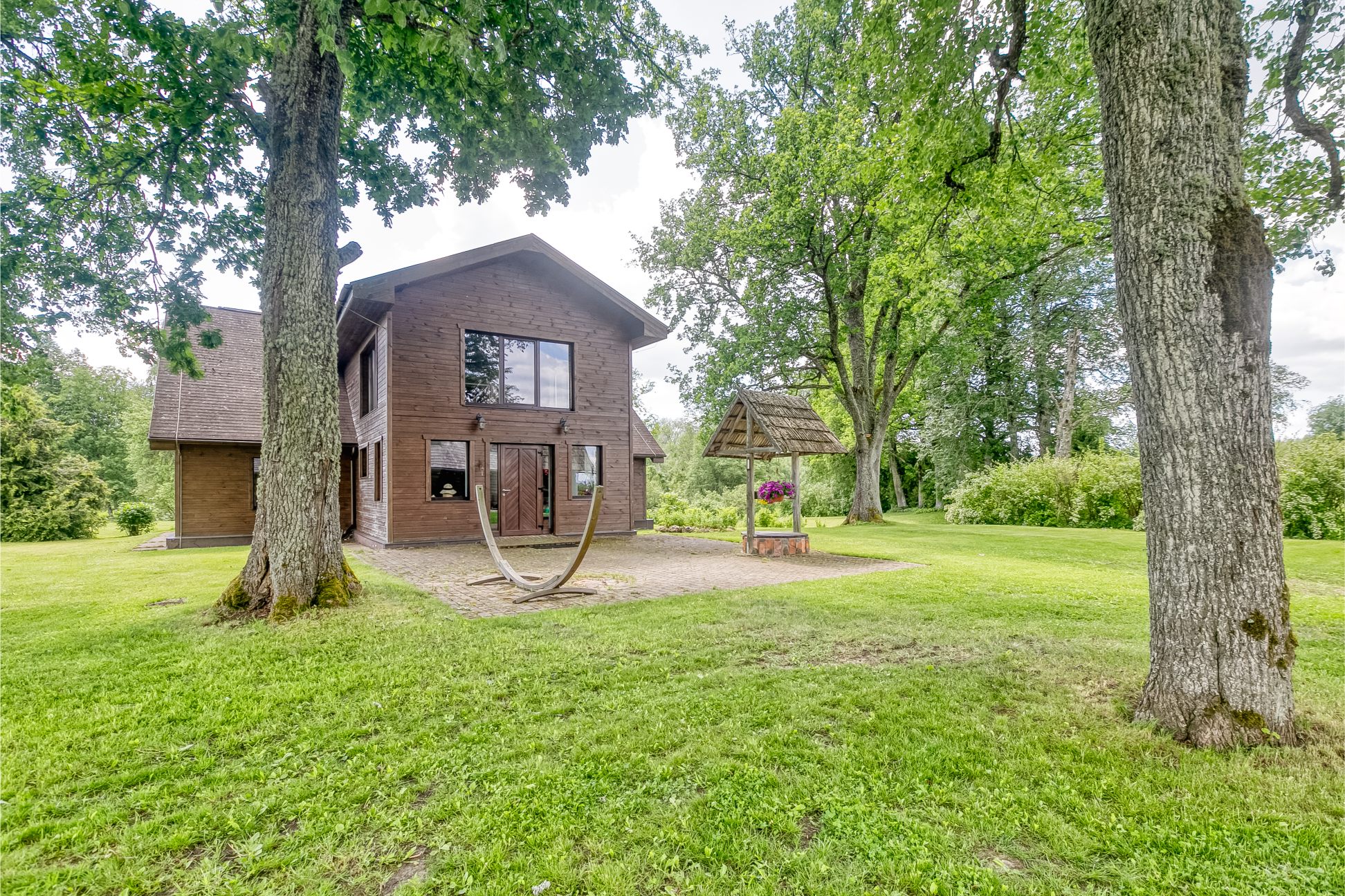 Charming Ranch-Style Property Near the Estonian Border