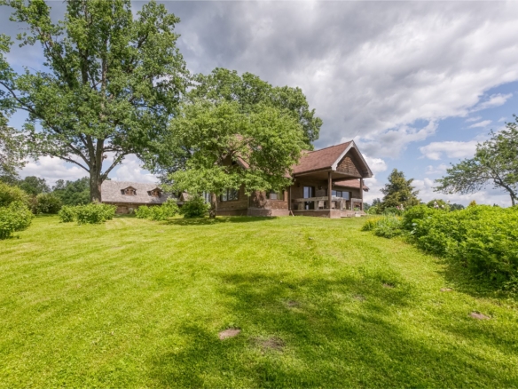 Charming Ranch-Style Property Near the Estonian Border