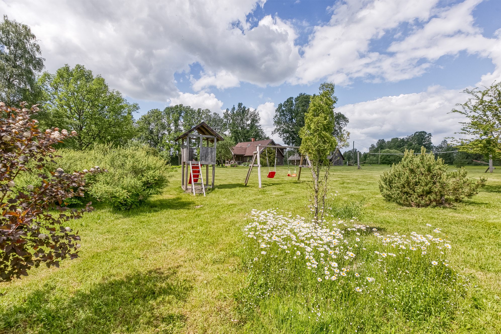 Charming Ranch-Style Property Near the Estonian Border