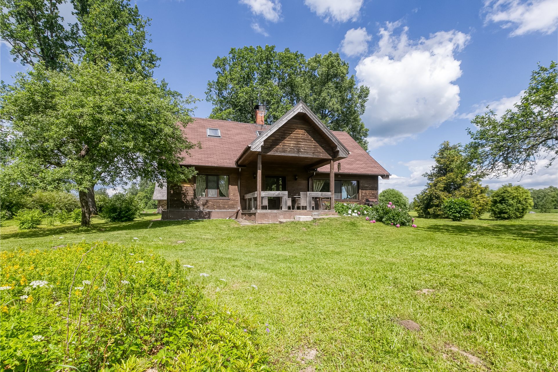 Charming Ranch-Style Property Near the Estonian Border