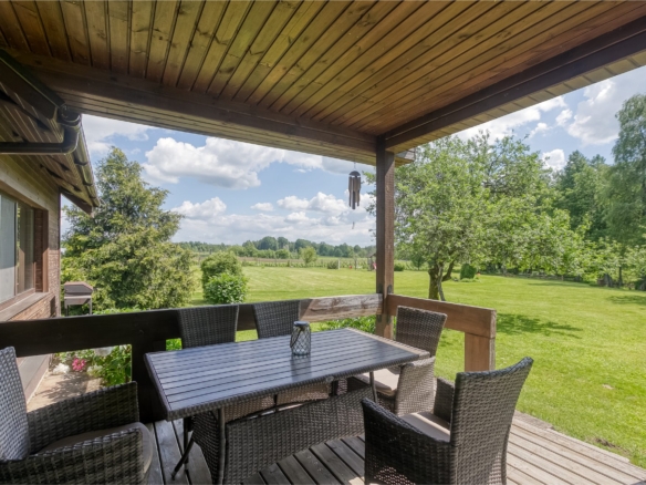 Charming Ranch-Style Property Near the Estonian Border