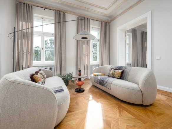 Elegant 2-Bedroom Residence with Views over Bastejkalns Park | Pflūga House
