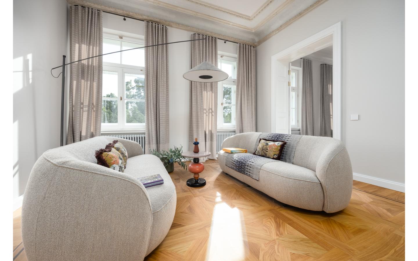 IMGC7930-Edit Elegant 2-Bedroom Residence with Views over Bastejkalns Park | Pflūga House
