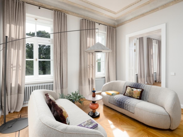 Elegant 2-Bedroom Residence with Views over Bastejkalns Park | Pflūga House