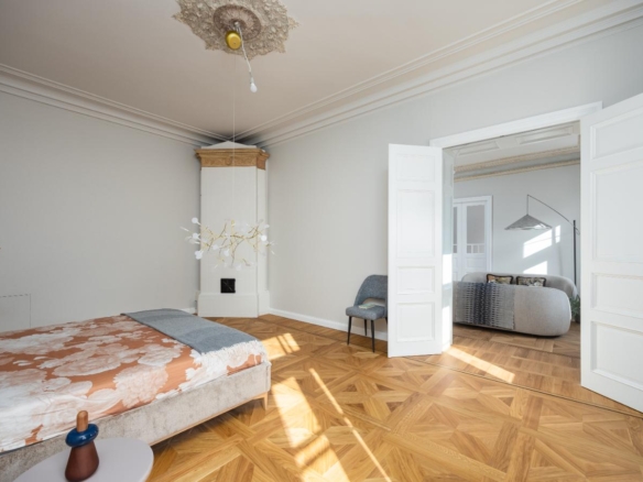 Elegant 2-Bedroom Residence with Views over Bastejkalns Park | Pflūga House