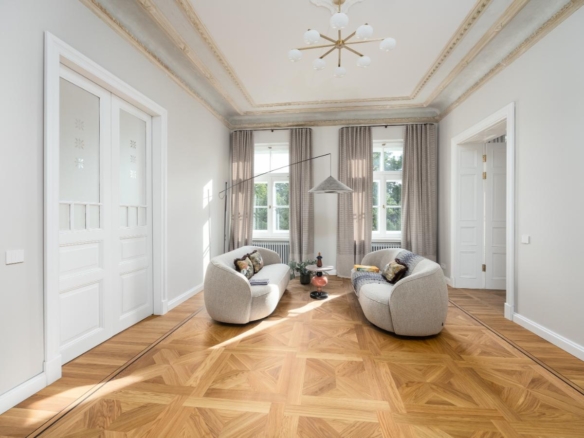 Elegant 2-Bedroom Residence with Views over Bastejkalns Park | Pflūga House