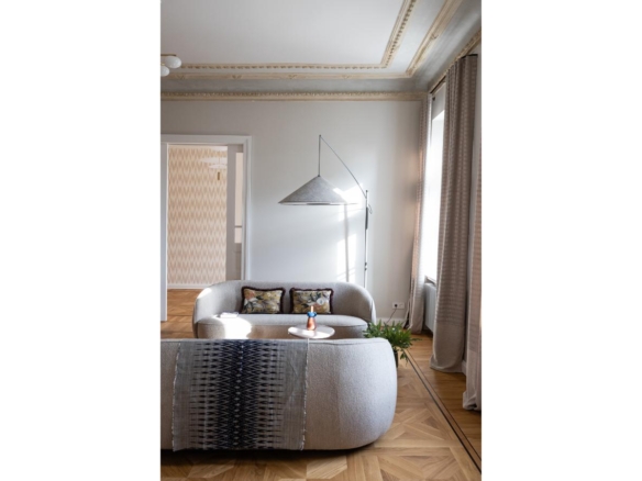Elegant 2-Bedroom Residence with Views over Bastejkalns Park | Pflūga House