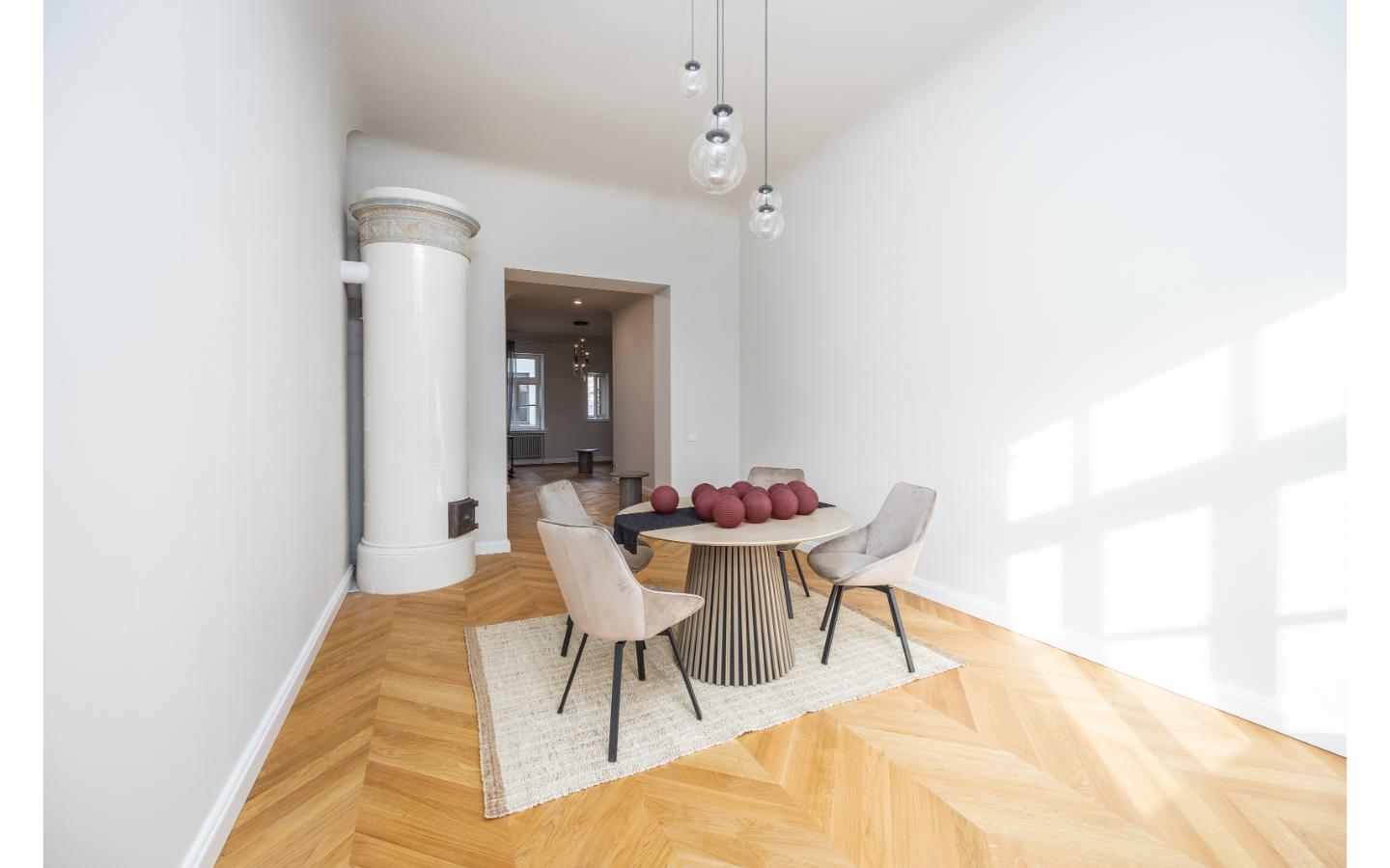 Spacious 1-Bedroom Apartment with Views of Bastejkalns Park, Pflūga House