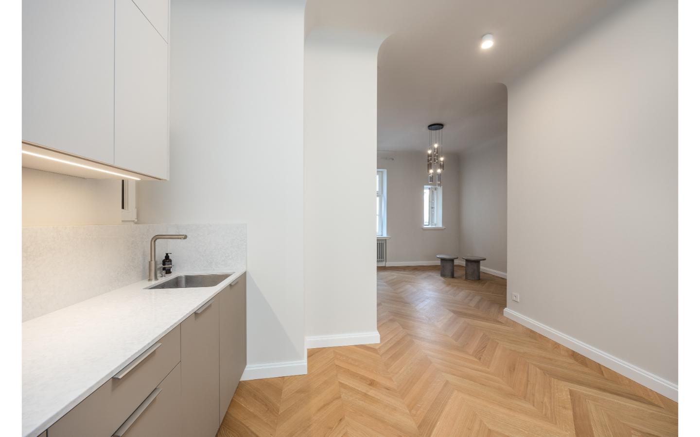 Spacious 1-Bedroom Apartment with Views of Bastejkalns Park, Pflūga House
